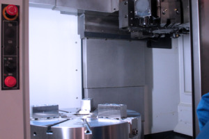 Doosan Puma VT900M large turning capacity